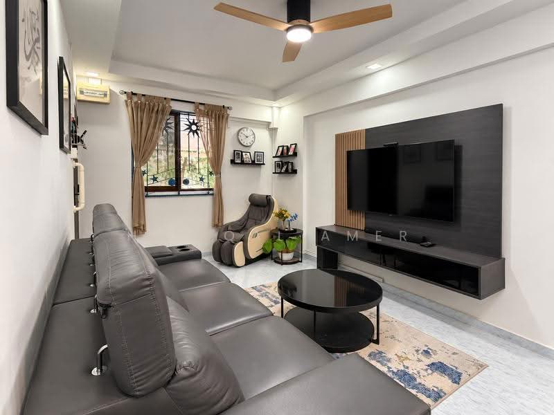 251 Bukit Batok East Avenue 5, 251 Bukit Batok East Avenue 5, Dairy Farm / Bukit Panjang / Choa Chu Kang, 2 Bedrooms, 785 sqft, HDB Flat For Sale, by Hafiqal Amer, 500280981 - Living Room - PropertyGuru.com.sg