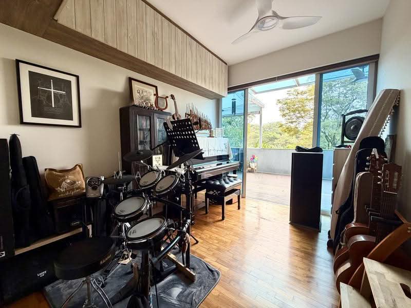 Waterview, 79 Tampines Avenue 1, Pasir Ris / Tampines, 4 Bedrooms, 1,700 sqft, Condominium For Sale, by May Lee MH, 500281012 - Living Room - PropertyGuru.com.sg
