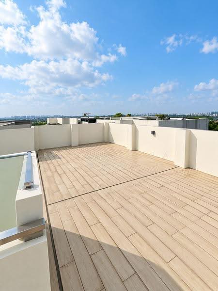 Skies Miltonia, 3 Miltonia Close, Sembawang / Yishun, 3 Bedrooms, 2,562 sqft, Condominium For Sale, by Rayne Chua 蔡美慧, 500281020 - Roof - PropertyGuru.com.sg