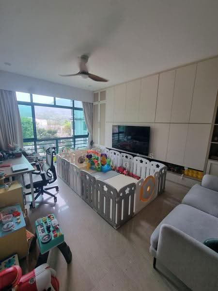 The Hillside, 341 Upper Bukit Timah Road, Clementi Park / Upper Bukit Timah, 3 Bedrooms, 1,313 sqft, Condominium For Sale, by Nicholas Fong, 500281024 - Living Room - PropertyGuru.com.sg