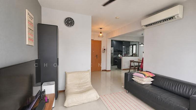 118B Canberra Crescent, 118B Canberra Crescent, Sembawang / Yishun, 3 Bedrooms, 990 sqft, HDB Flat For Sale, by Chow Teng Teng, 500281025 - Living Room - PropertyGuru.com.sg