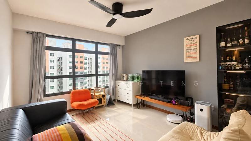 118B Canberra Crescent, 118B Canberra Crescent, Sembawang / Yishun, 3 Bedrooms, 990 sqft, HDB Flat For Sale, by Chow Teng Teng, 500281025 - Living Room - PropertyGuru.com.sg