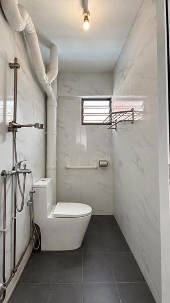 18 Toh Yi Drive, 18 Toh Yi Drive, Clementi Park / Upper Bukit Timah, 2 Bedrooms, 689 sqft, HDB Flat For Rent, by Shawn Lew, 500281027 - Bathroom - PropertyGuru.com.sg