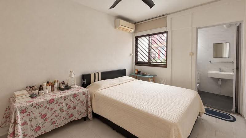 18 Toh Yi Drive, 18 Toh Yi Drive, Clementi Park / Upper Bukit Timah, 2 Bedrooms, 689 sqft, HDB Flat For Rent, by Shawn Lew, 500281027 - Master Bedroom - PropertyGuru.com.sg