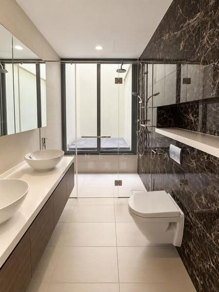 Skies Miltonia, 3 Miltonia Close, Sembawang / Yishun, 5 Bedrooms, 4,672 sqft, Condominium For Sale, by Rayne Chua 蔡美慧, 500281038 - Bathroom - PropertyGuru.com.sg