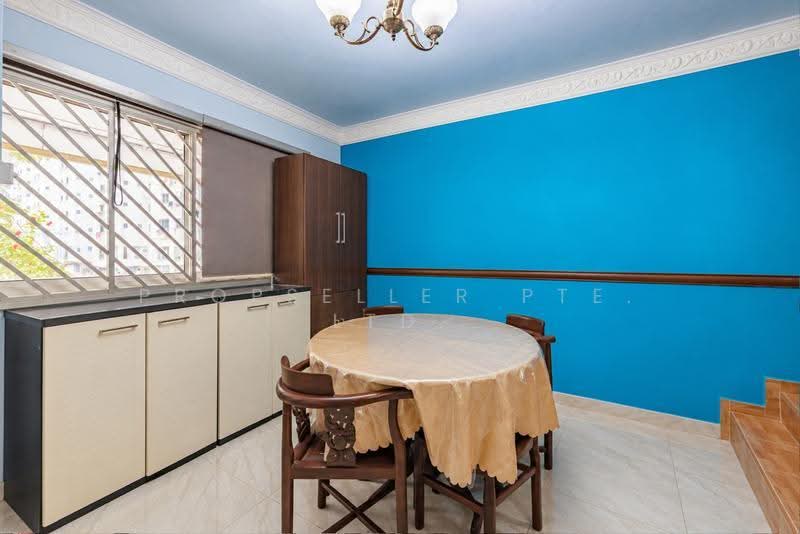 138 Petir Road, 138 Petir Road, Dairy Farm / Bukit Panjang / Choa Chu Kang, 4 Bedrooms, 1,561 sqft, HDB Flat For Sale, by Gina Tow, 500281040 - Dining Room - PropertyGuru.com.sg