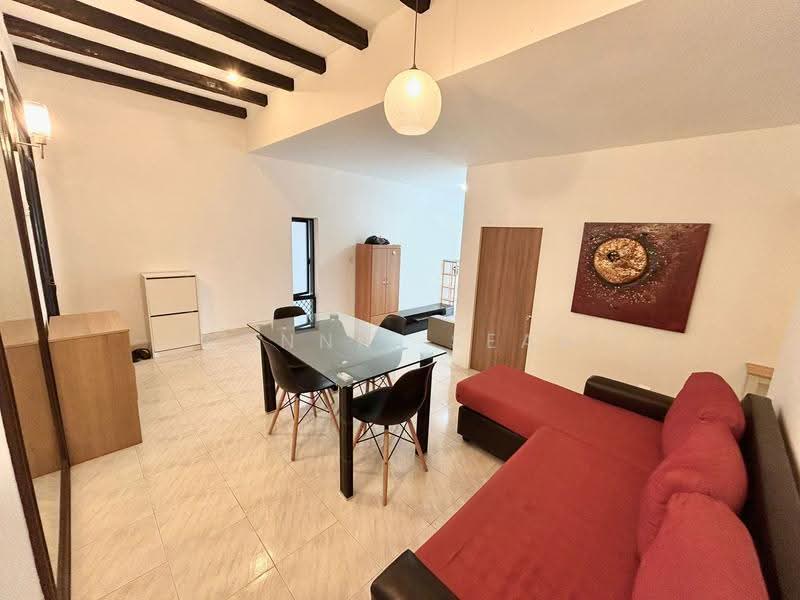 Teresa Ville, 1001 Lower Delta Road, Harbourfront / Telok Blangah, Room Rental, 180 sqft, Condominium For Rent, by Connie Seah, 500281042 - Living Room - PropertyGuru.com.sg