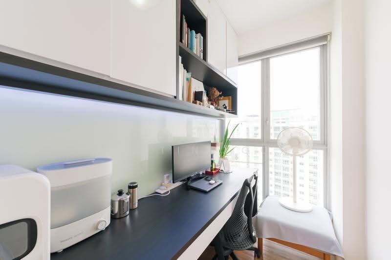 Prive, 39 Punggol Field, Hougang / Punggol / Sengkang, 2 Bedrooms, 883 sqft, Condominium For Sale, by Qristine Goh, 500281046 - Study - PropertyGuru.com.sg