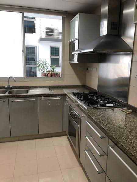 Gardenvista, 950 Dunearn Road, Clementi Park / Upper Bukit Timah, 3 Bedrooms, 1,130 sqft, Condominium For Rent, by Flossie Chang, 500281072 - Kitchen - PropertyGuru.com.sg