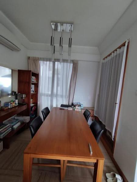 Gardenvista, 950 Dunearn Road, Clementi Park / Upper Bukit Timah, 3 Bedrooms, 1,130 sqft, Condominium For Rent, by Flossie Chang, 500281072 - Dining Room - PropertyGuru.com.sg