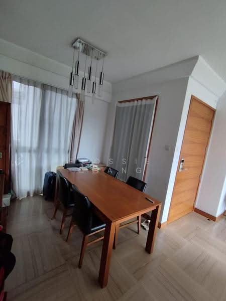 Gardenvista, 950 Dunearn Road, Clementi Park / Upper Bukit Timah, 3 Bedrooms, 1,130 sqft, Condominium For Rent, by Flossie Chang, 500281072 - Dining Room - PropertyGuru.com.sg