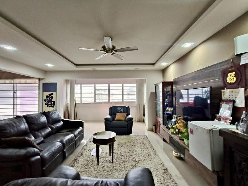 122 Bukit Batok Central, 122 Bukit Batok Central, Dairy Farm / Bukit Panjang / Choa Chu Kang, 4 Bedrooms, 1,593 sqft, HDB Flat For Sale, by Kingsley Zheng 鄭鈞鴻, 500281084 - Living Room - PropertyGuru.com.sg