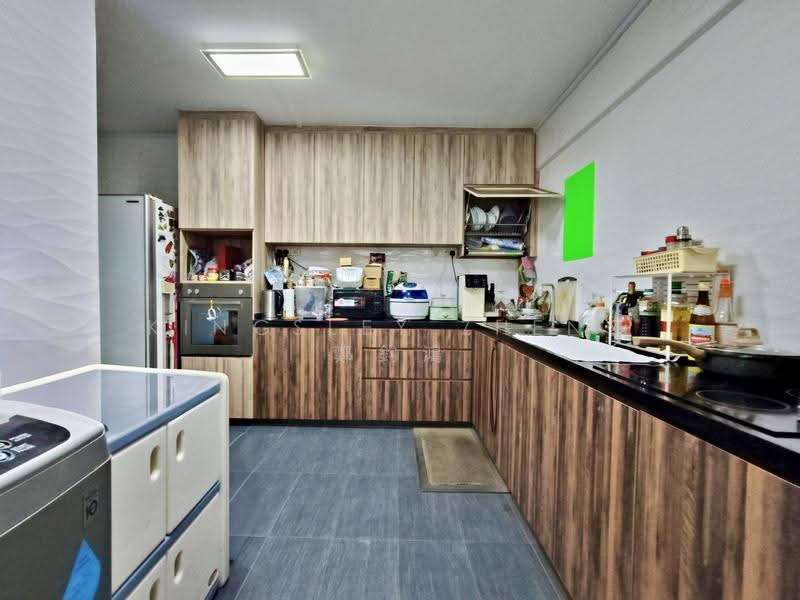 122 Bukit Batok Central, 122 Bukit Batok Central, Dairy Farm / Bukit Panjang / Choa Chu Kang, 4 Bedrooms, 1,593 sqft, HDB Flat For Sale, by Kingsley Zheng 鄭鈞鴻, 500281084 - Kitchen - PropertyGuru.com.sg