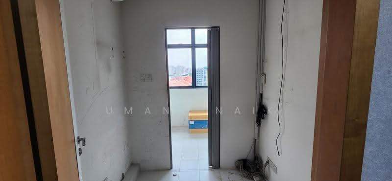 Toh Guan Centre, 21 Toh Guan Road East, Boon Lay / Jurong / Tuas, 2,433 sqft, Factory / Workshop (B2) For Rent, by Umang Naik, 500281094 - Interior - CommercialGuru.com.sg