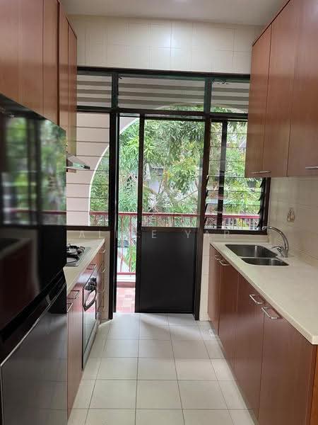 Jervois Grove, 100 Jervois Road, Tanglin / Holland / Bukit Timah, 3 Bedrooms, 1,411 sqft, Apartment For Rent, by Alice Yap, 500281102 - Kitchen - PropertyGuru.com.sg