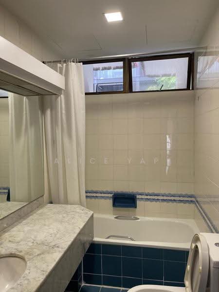 Jervois Grove, 100 Jervois Road, Tanglin / Holland / Bukit Timah, 3 Bedrooms, 1,411 sqft, Apartment For Rent, by Alice Yap, 500281102 - Bathroom - PropertyGuru.com.sg