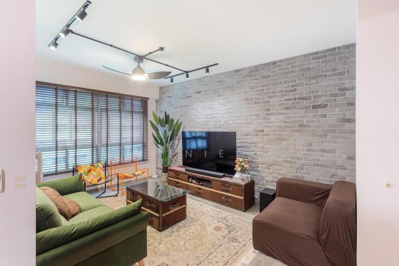 623A Tampines Avenue 12, 623A Tampines Avenue 12, Pasir Ris / Tampines, 3 Bedrooms, 1,001 sqft, HDB Flat For Sale, by Queenie Ke, 500281104 - Living Room - PropertyGuru.com.sg