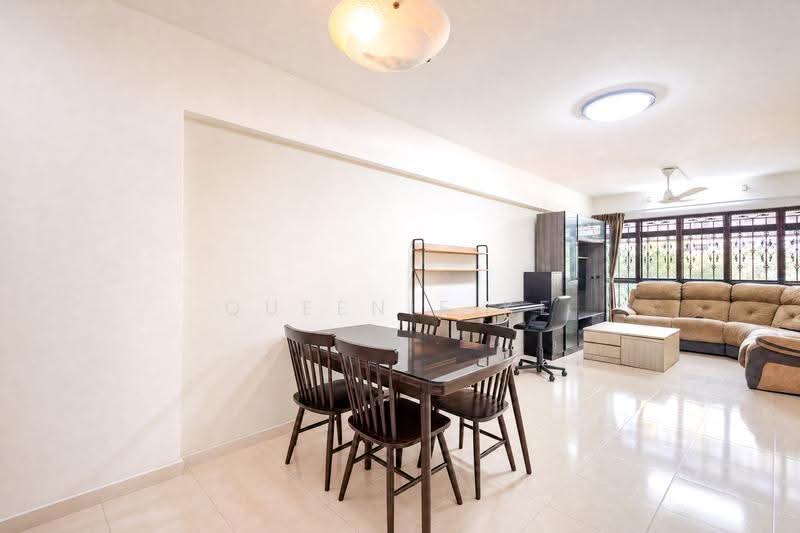 309C Anchorvale Road, 309C Anchorvale Road, Hougang / Punggol / Sengkang, 3 Bedrooms, 1,194 sqft, HDB Flat For Sale, by Queenie Ke, 500281113 - Living Room - PropertyGuru.com.sg