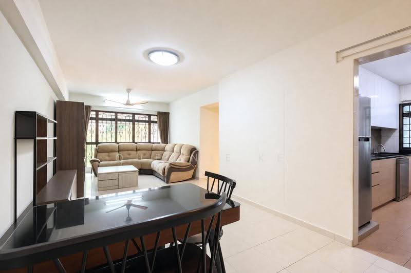 309C Anchorvale Road, 309C Anchorvale Road, Hougang / Punggol / Sengkang, 3 Bedrooms, 1,194 sqft, HDB Flat For Sale, by Queenie Ke, 500281113 - Living Room - PropertyGuru.com.sg