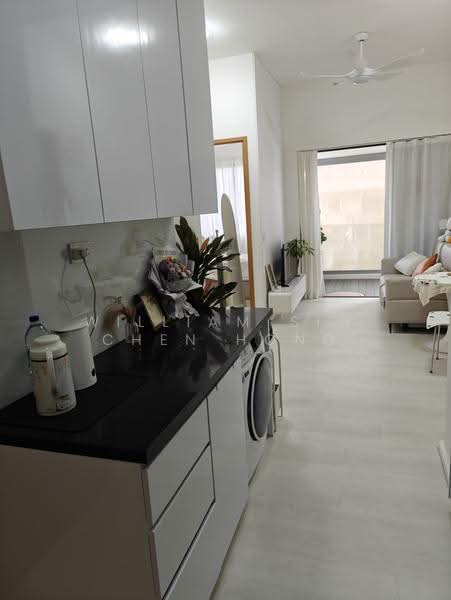 Daisy Suites, 35 Daisy Road Singapore, Macpherson / Potong Pasir, 2 Bedrooms, 764 sqft, Apartment For Rent, by William Sim Chen Hong, 500281121 - Living Room - PropertyGuru.com.sg