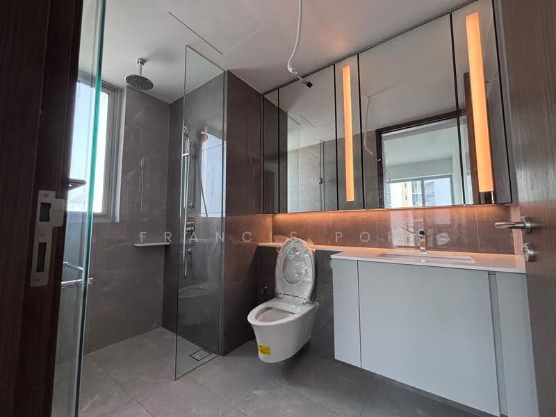 Grand Dunman, 16 Dunman Road, East Coast / Marine Parade, 2 Bedrooms, 743 sqft, Condominium For Rent, by Francis Poh, 500281122 - Bathroom - PropertyGuru.com.sg