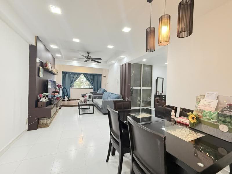 353 Woodlands Avenue 1, 353 Woodlands Avenue 1, Admiralty / Woodlands, 4 Bedrooms, 1,292 sqft, HDB Flat For Sale, by Nadiah Nasir, 500281123 - PropertyGuru.com.sg