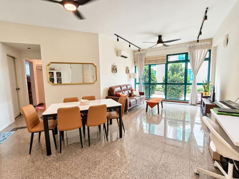 Palmwoods, 452 Upper Changi Road, Bedok / Upper East Coast, 2 Bedrooms, 1,001 sqft, Condominium For Sale, by LB Toh, 500281173 - Living Room - PropertyGuru.com.sg