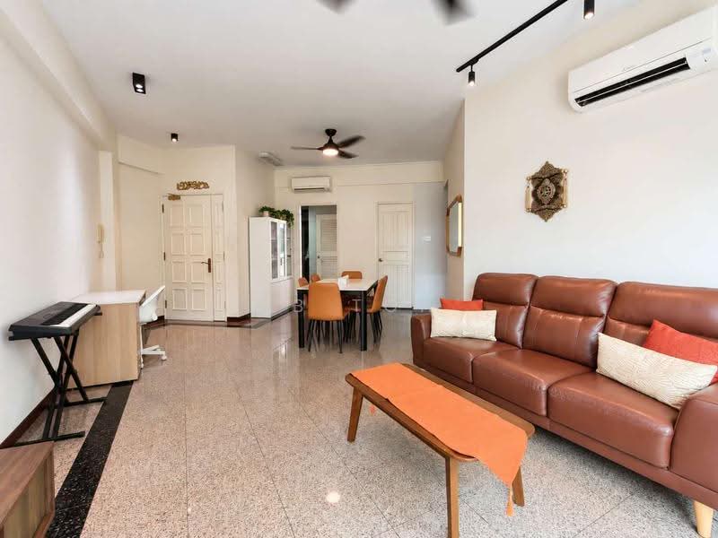 Palmwoods, 452 Upper Changi Road, Bedok / Upper East Coast, 2 Bedrooms, 1,001 sqft, Condominium For Sale, by LB Toh, 500281173 - Living Room - PropertyGuru.com.sg