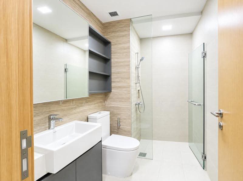 High Park Residences, 27 Fernvale Road, Seletar / Yio Chu Kang, 2 Bedrooms, 667 sqft, Condominium For Sale, by Kua WanTing, 500281180 - Bathroom - PropertyGuru.com.sg