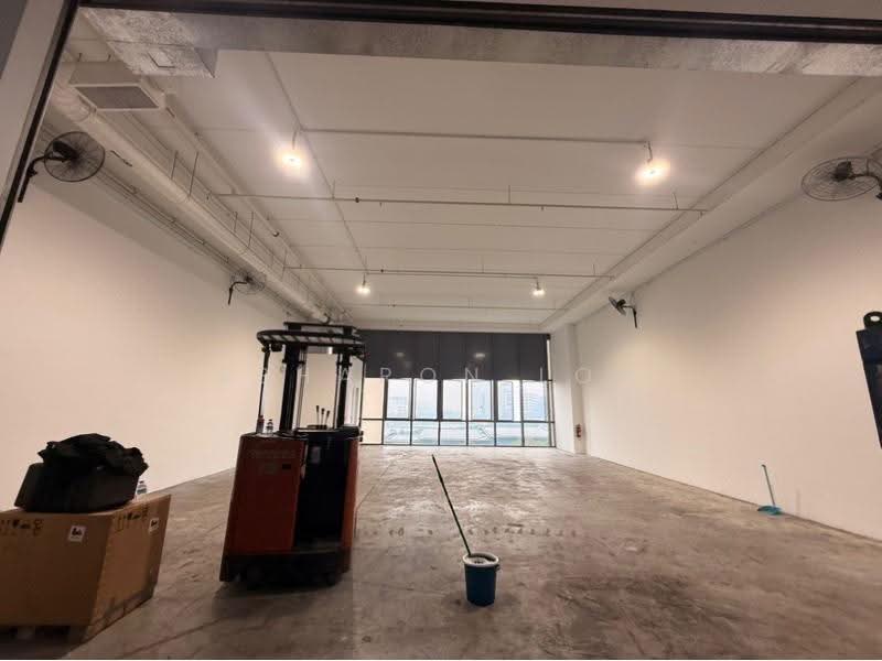 REVV, 1 1, Boon Lay / Jurong / Tuas, 1,755 sqft, Factory / Workshop (B2) For Rent, by Ssharon Loh, 500281214 - CommercialGuru.com.sg