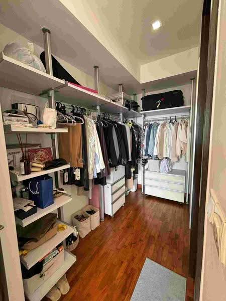 The Rochester Residences, 33 Rochester Drive, Buona Vista / West Coast / Clementi New Town, 3 Bedrooms, 1,948 sqft, Apartment For Sale, by Chang Sheng Yu, 500281217 - PropertyGuru.com.sg