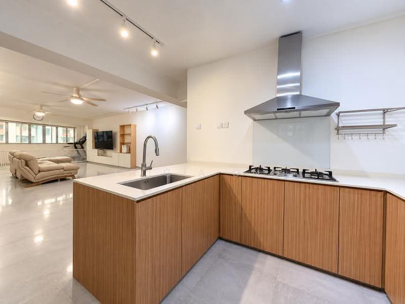 626 Choa Chu Kang Street 62, 626 Choa Chu Kang Street 62, Dairy Farm / Bukit Panjang / Choa Chu Kang, 3 Bedrooms, 1,302 sqft, HDB Flat For Sale, by Tricia Ong, 500281224 - Kitchen - PropertyGuru.com.sg