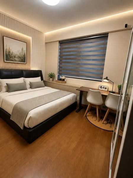 The Linc, 7 Lincoln Road, Newton / Novena, 3 Bedrooms, 1,141 sqft, Condominium For Sale, by Theone ., 500281232 - Spacious Master bedroom - PropertyGuru.com.sg