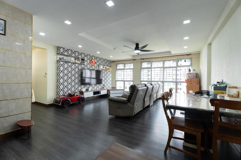 175A Corporation Tiara, 175A Yung Kuang Road, Boon Lay / Jurong / Tuas, 3 Bedrooms, 1,216 sqft, HDB Flat For Sale, by Eric Fam, 500281251 - Living Room - PropertyGuru.com.sg