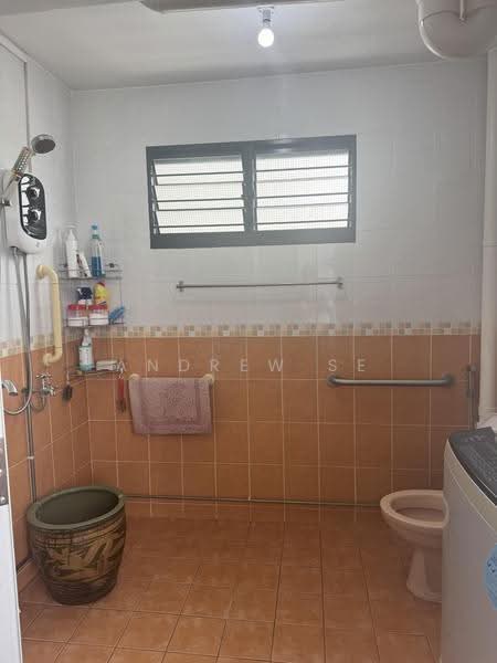 412 Tampines Street 41, 412 Tampines Street 41, Pasir Ris / Tampines, Room Rental, 270 sqft, HDB Flat For Rent, by Andrew Se, 500281258 - PropertyGuru.com.sg