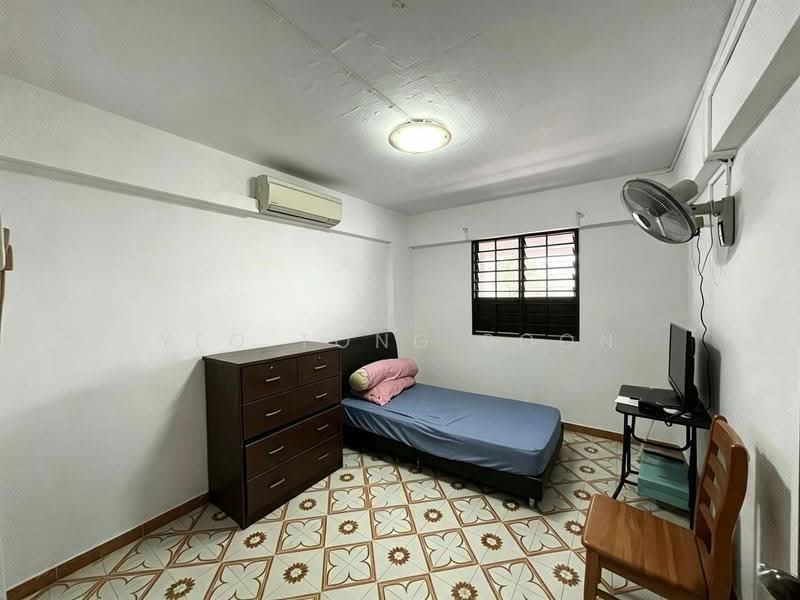 526 Bedok North Street 3, 526 Bedok North Street 3, Bedok / Upper East Coast, 2 Bedrooms, 721 sqft, HDB Flat For Sale, by Yeo Tong Boon, 500281259 - Bedroom - PropertyGuru.com.sg