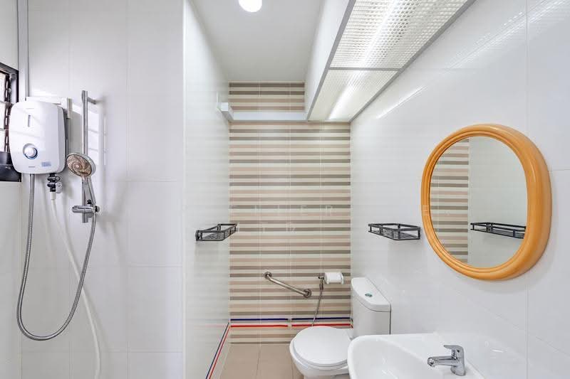 413C Northshore Drive, 413C Northshore Drive, Hougang / Punggol / Sengkang, 2 Bedrooms, 721 sqft, HDB Flat For Sale, by Aileen Chew, 500281267 - Bathroom - PropertyGuru.com.sg