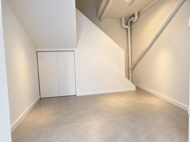 Haji Lane, Beach Road / Bugis / Rochor, 450 sqft, Shop / Shophouse For Rent, by Eugene Tan, 500281278 - Interior - CommercialGuru.com.sg