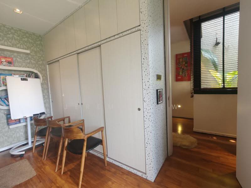 Rare Burghley Drive Serangoon Garden Semi D for Rent, Burghley, Hougang / Punggol / Sengkang, 6 Bedrooms, 4,500 sqft, Semi-Detached House For Rent, by Jeremy Liew, 500281283 - Study - PropertyGuru.com.sg