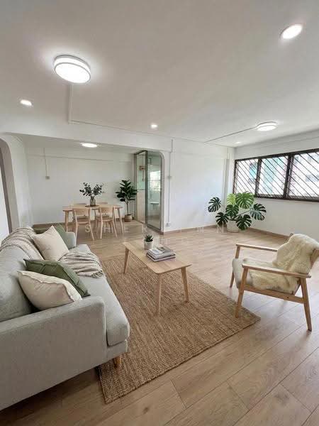 329 Bukit Batok Street 33, 329 Bukit Batok Street 33, Dairy Farm / Bukit Panjang / Choa Chu Kang, 3 Bedrooms, 1,313 sqft, HDB Flat For Sale, by Sherlynn Tang, 500281284 - Living Room - AI Generated - PropertyGuru.com.sg