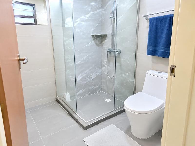9A Boon Tiong Road, 9A Boon Tiong Road, Alexandra / Commonwealth, 3 Bedrooms, 1,206 sqft, HDB Flat For Sale, by John Lee, 500281289 - Bathroom - PropertyGuru.com.sg