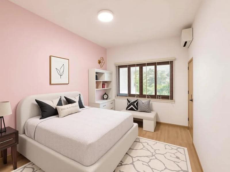 LAST OFFER $4.XXM | KATONG | RENOVATED | 臻稀仅此一席, NORTH FACING | MRT | AMENTITIES | 5 ROOM 4 BATH | RARE, East Coast / Marine Parade, 5 Bedrooms, 2,486 sqft, Terraced House For Sale, by Andrew Goh, 500281297 - Bedroom - PropertyGuru.com.sg