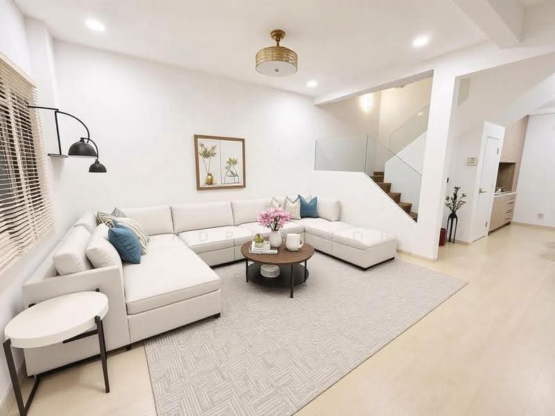 LAST OFFER $4.XXM | KATONG | RENOVATED | 臻稀仅此一席, NORTH FACING | MRT | AMENTITIES | 5 ROOM 4 BATH | RARE, East Coast / Marine Parade, 5 Bedrooms, 2,486 sqft, Terraced House For Sale, by Andrew Goh, 500281297 - Living Room - PropertyGuru.com.sg