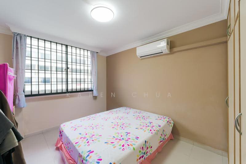 347 Ubi Avenue 1, 347 Ubi Avenue 1, Eunos / Geylang / Paya Lebar, 3 Bedrooms, 1,119 sqft, HDB Flat For Sale, by Karen Chua, 500281299 - Bedroom - PropertyGuru.com.sg