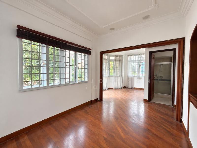 Jalan Angin Laut, Jalan Angin Laut, Bedok / Upper East Coast, 5 Bedrooms, 3,500 sqft, Semi-Detached House For Rent, by Regis Johnson Soh, 500281306 - Living Room - PropertyGuru.com.sg