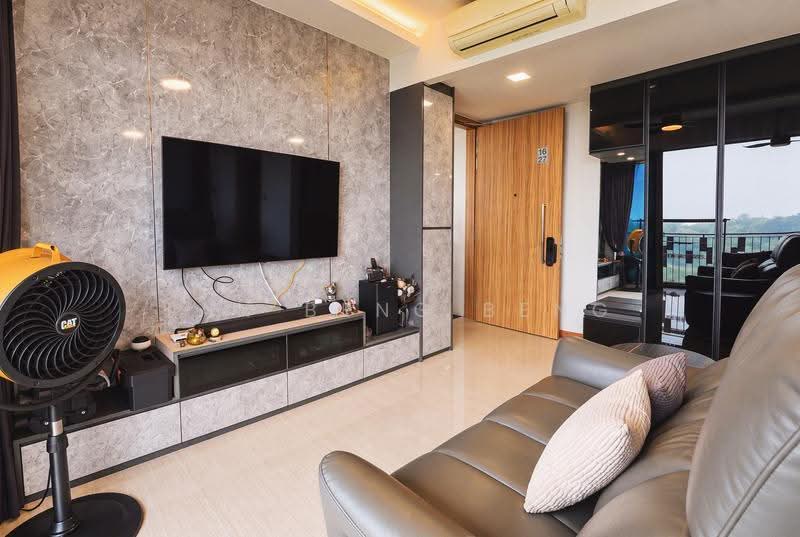 FLO Residence, Punggol Field Walk, Hougang / Punggol / Sengkang, 2 Bedrooms, 786 sqft, Condominium For Sale, by Tan Beng Beng, 500281317 - Living Room - PropertyGuru.com.sg