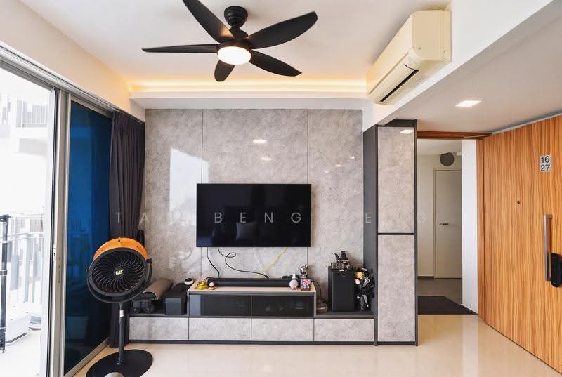 FLO Residence, Punggol Field Walk, Hougang / Punggol / Sengkang, 2 Bedrooms, 786 sqft, Condominium For Sale, by Tan Beng Beng, 500281317 - Living Room - PropertyGuru.com.sg
