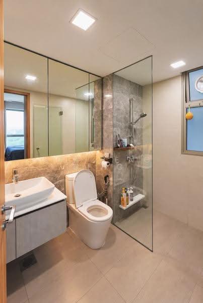 FLO Residence, Punggol Field Walk, Hougang / Punggol / Sengkang, 2 Bedrooms, 786 sqft, Condominium For Sale, by Tan Beng Beng, 500281317 - Bathroom - PropertyGuru.com.sg