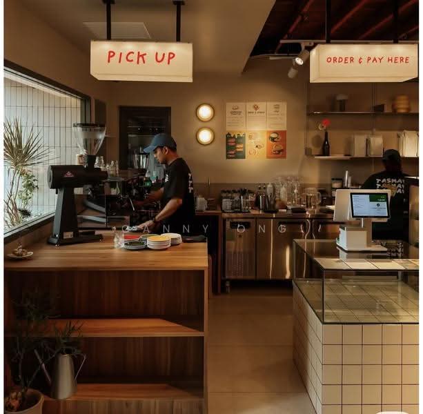 Brooks 1, Sembawang / Yishun, 678 sqft, Food & Beverage For Sale, by Canny Ong, 500281333 - Interior - CommercialGuru.com.sg