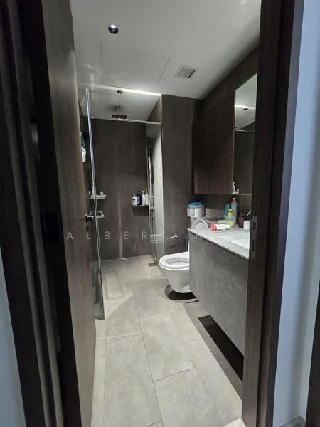 Midtown Modern, 16 Tan Quee Lan Street, Beach Road / Bugis / Rochor, 4 Bedrooms, 1,808 sqft, Condominium For Sale, by Albert New, 500281346 - Bathroom - PropertyGuru.com.sg